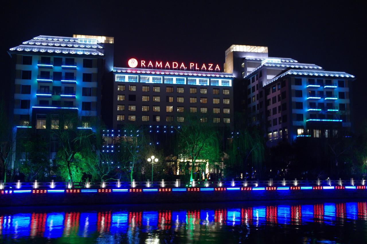 Ramada Casa Hotel Янчжоу Экстерьер фото